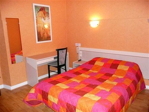 Hotel Des Voyageurs Мийо Экстерьер фото