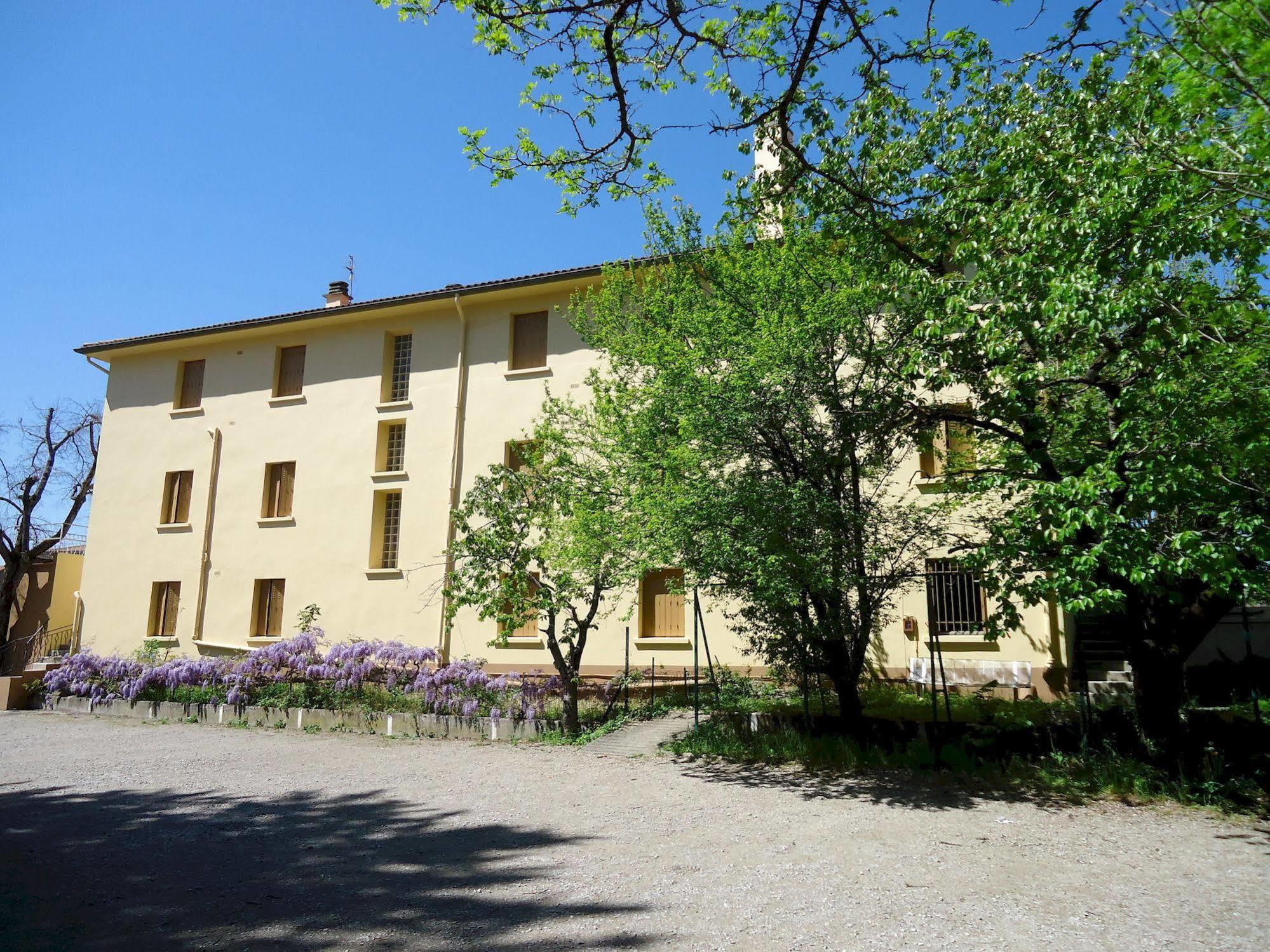 Hotel Des Voyageurs Мийо Экстерьер фото